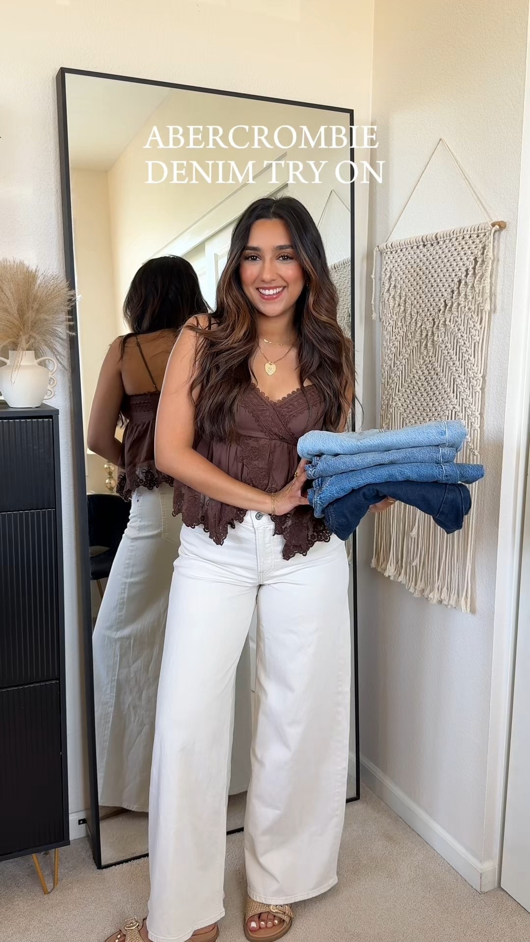 #abercrombiepartner @abercrombie denim sale!! 30-50% off all denim! + 20% off almost everything else🫶🏽use code: DENIMAF * offer valid in stores and online August 6, 2025 to August 11, 2025 in US/CA. Exclusions apply. Excludes clearance. Online price reflects discount. #abercrombiehaul #abercrombie #haul #denim #jeans #abercrombiejeans
