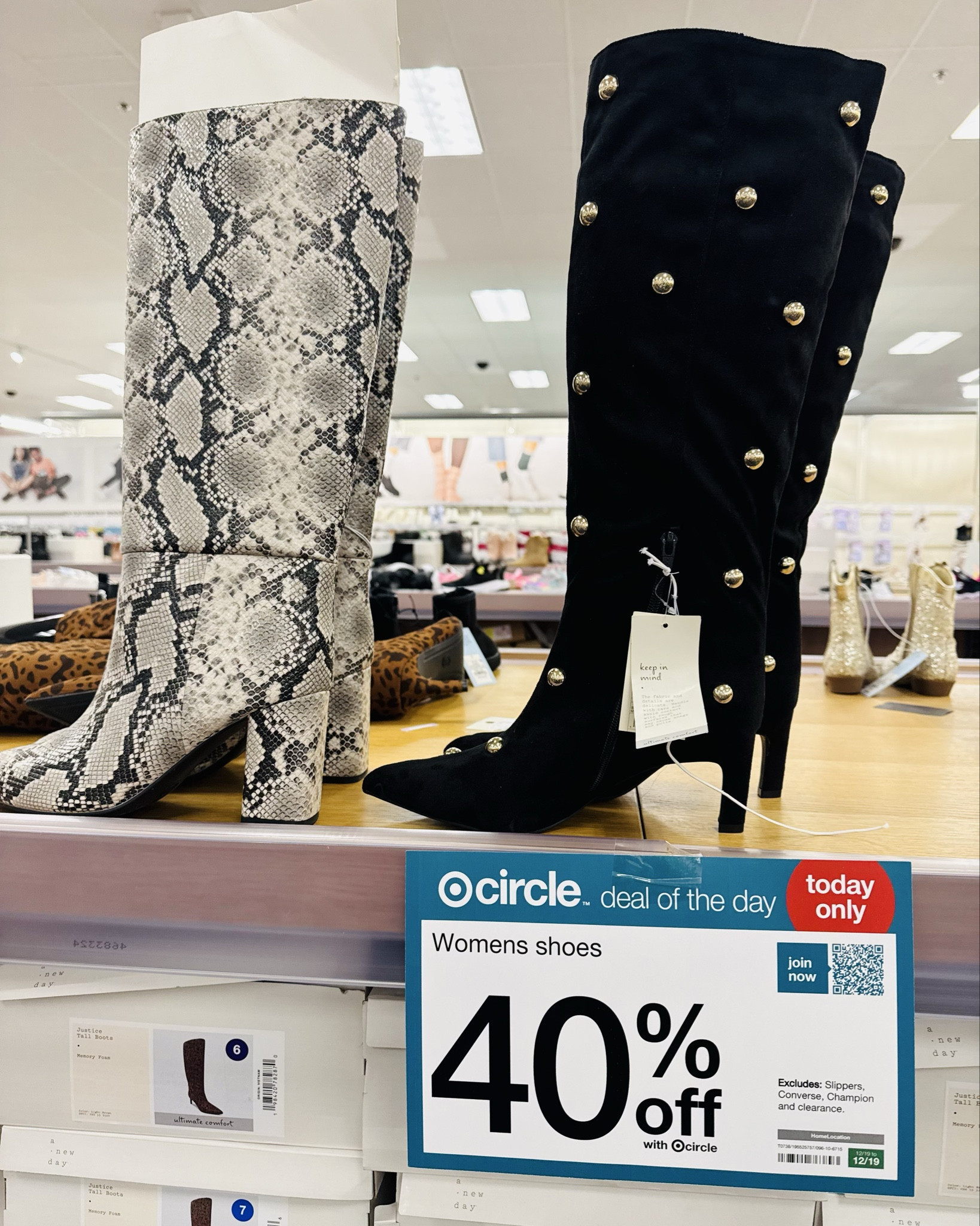 Don’t you just love Target’s holiday hours?!🎯☺️ Just got back from Target to check out the shoes for the 40% Off deal of the day!!😍 It was crazy and lots of what I was looking for was gone!😱 Shopping online now to see what I can order!😅 Here’s some cute boots and new arrivals!!🤩 Which pair do you want?🤔 



#targetsale #targetboots #targetflats #giftideas #newattarget 


#LTKGiftGuide #LTKHoliday #LTKSaleAlert