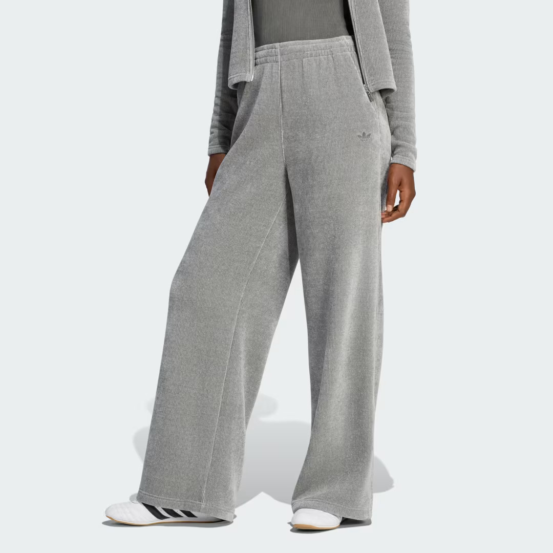 PREM ESS CHENILLE FL WL PANTS | adidas (US)