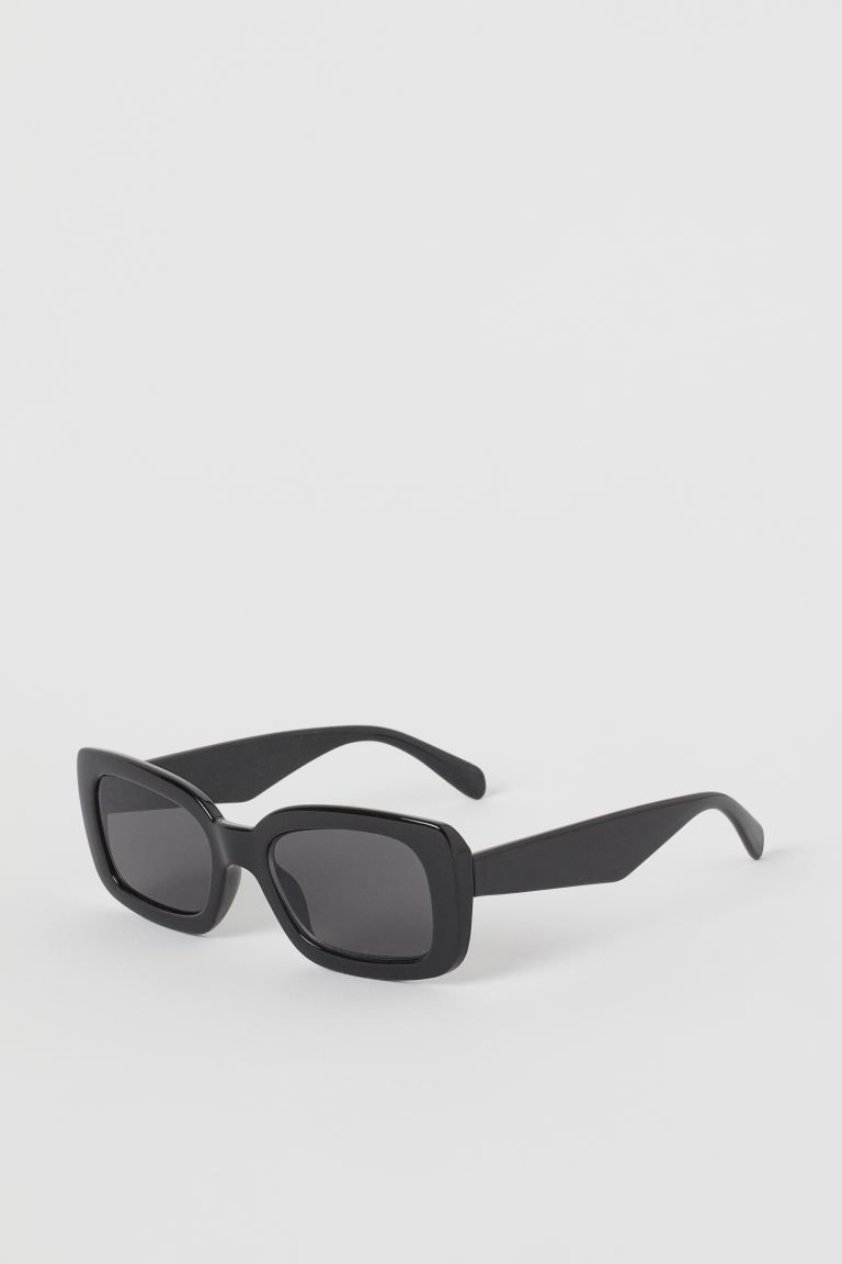 Sunglasses | H&M (UK, MY, IN, SG, PH, TW, HK)