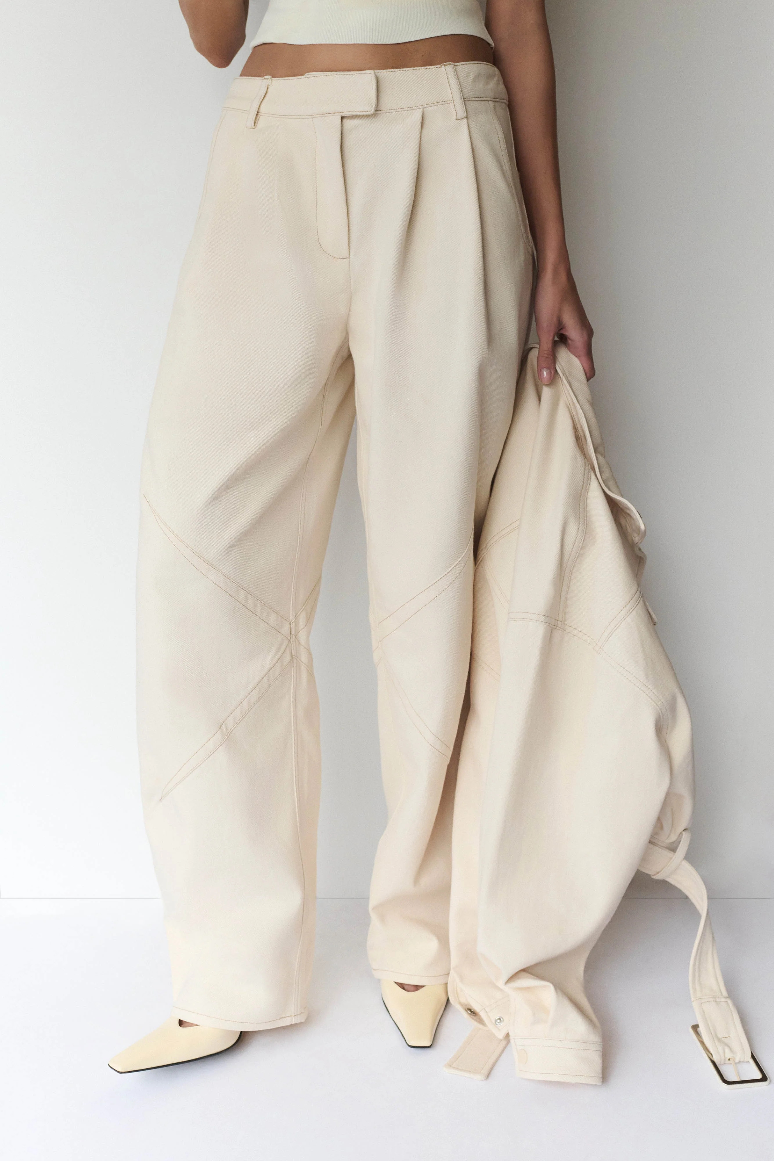 Dane Barrel Leg Denim Pants - Cream | MESHKI US