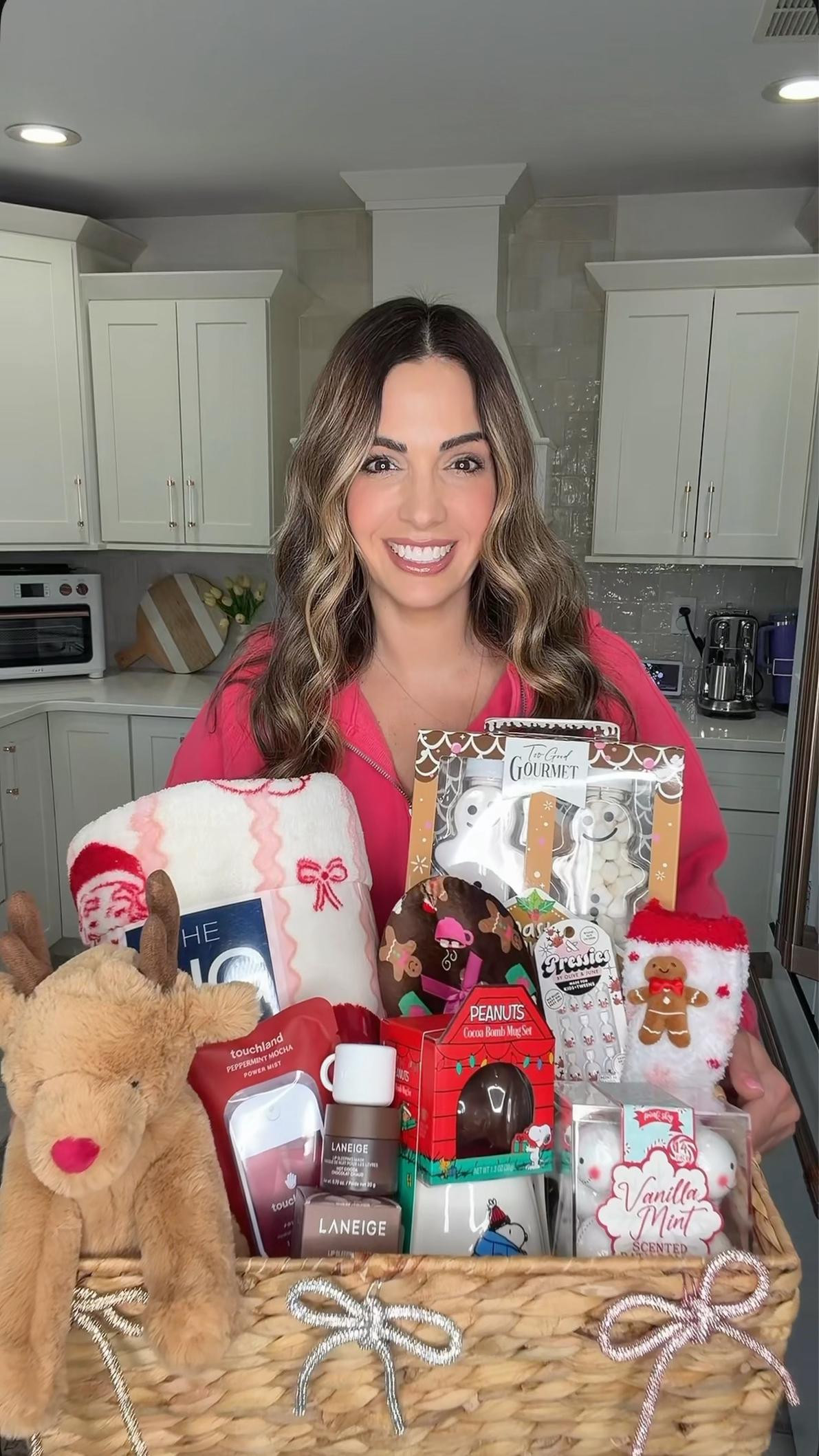 MAKING A BURR BASKET FOR MY DAUGHTER ❄️⛄️

#LTKGiftGuide #LTKHoliday #LTKKids