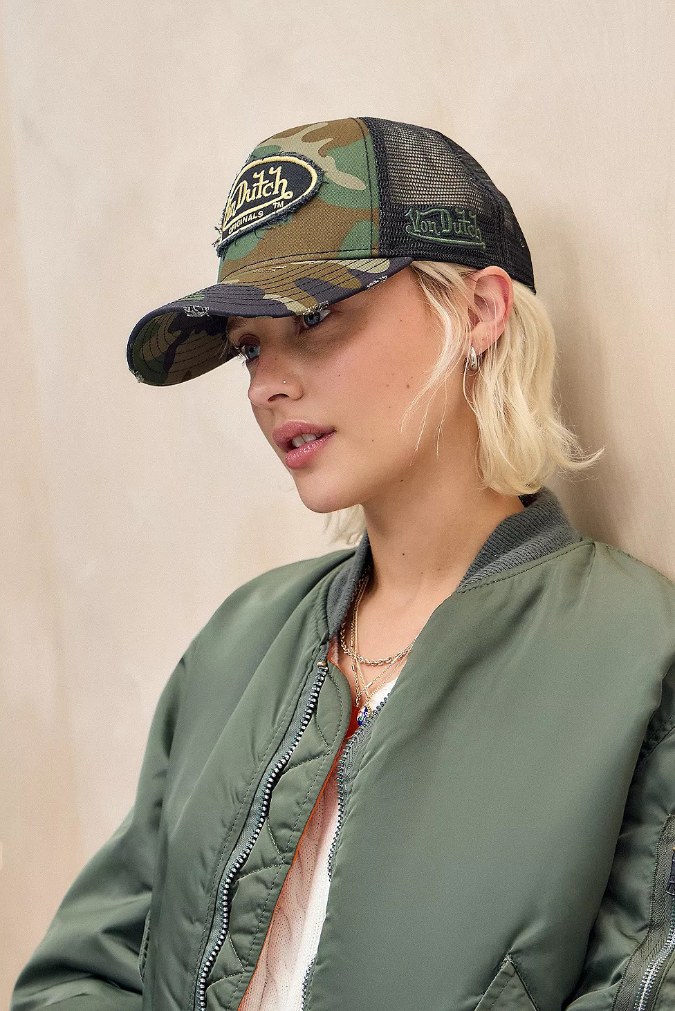 Von Dutch UO Exclusive Camo Trucker Cap | Urban Outfitters UK