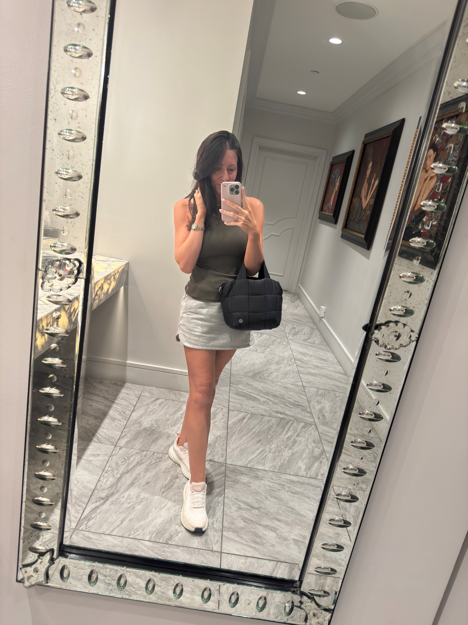 Minimal look. Maximum comfort! 



#LTKStyleTip #LTKTravel #LTKActive