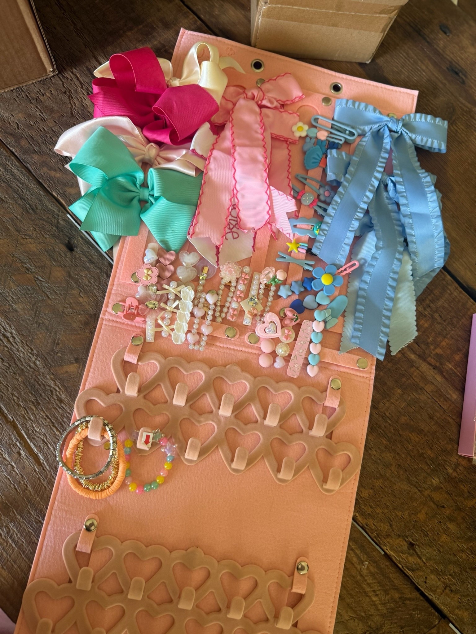 Eloise’s bow organizer and bows!!! All linked from Amazon! 

#LTKKids #LTKStyleTip #LTKHome