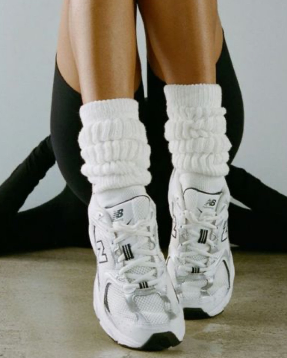  New Balance 530 Sneakers
Women’s sneakers 
Athletic wear
Shoes 
Fall sneakers 
Womens casual shoes 


#LTKShoeCrush #LTKActive #LTKStyleTip