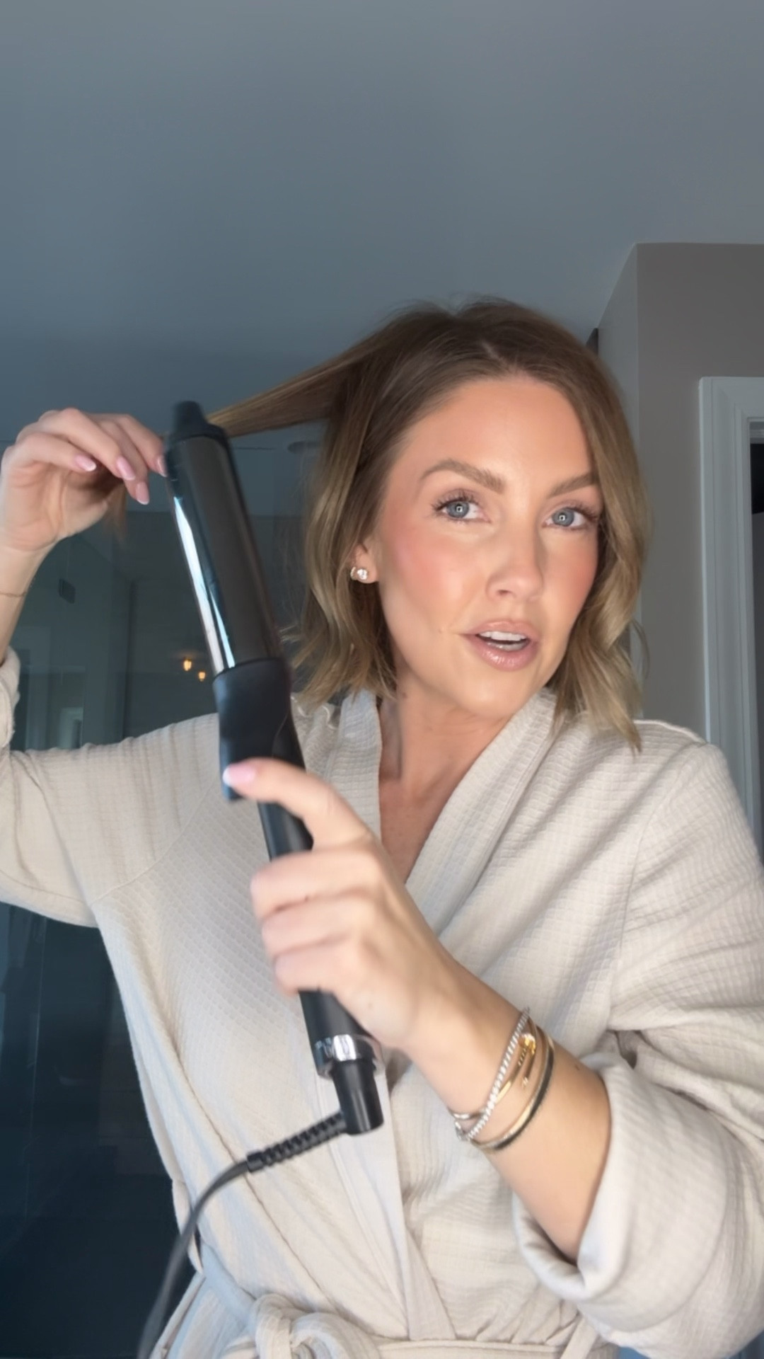 Short bob hair curling tutorial 💗 I use a 1.25” curling iron

#LTKgrwm #LTKBeauty #LTKmorningroutine