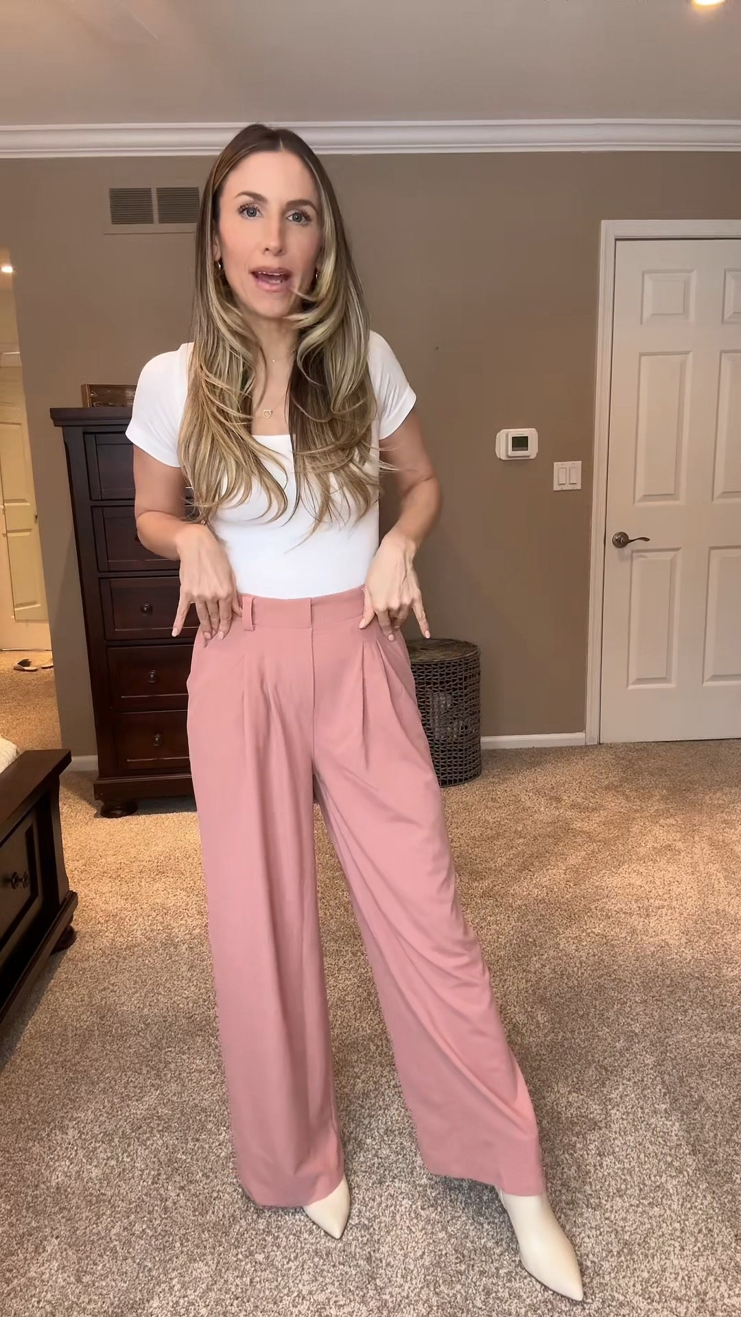 The PERFECT work pant, so stretchy and insanely comfortable 10/10 🤌

work clothing, wide leg trousers, workwear, office wear, teacher pants, teacher clothes, teacher outfit 

#LTKfindsunder50 #LTKstyletip #LTKworkwear