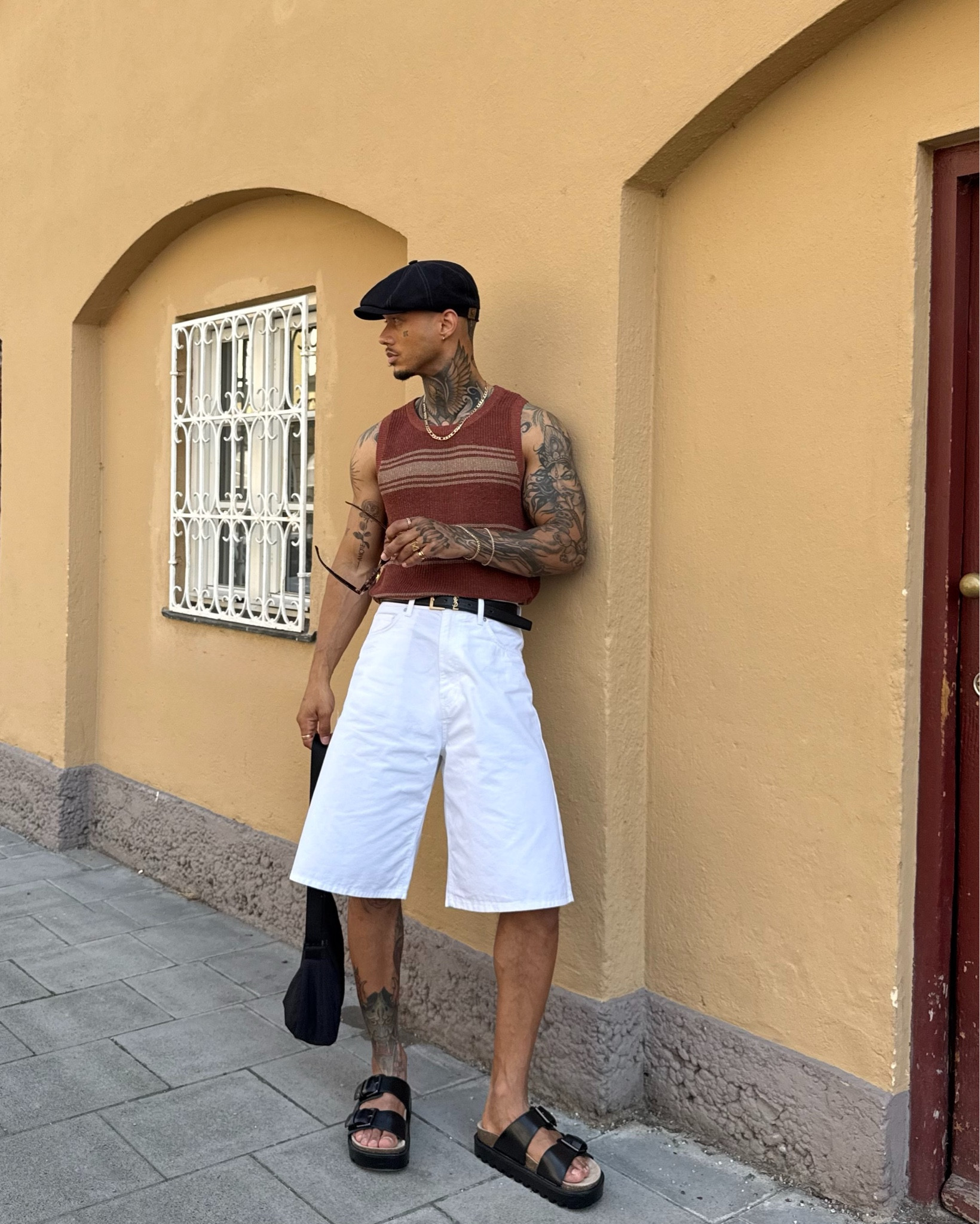 Summer Outfit #menstyle #summeroutfit #summerstyle #shorts #tanktop #hut #schiebermütze #hat

#LTKdeutschland #LTKherren #LTKAroundTheWorld