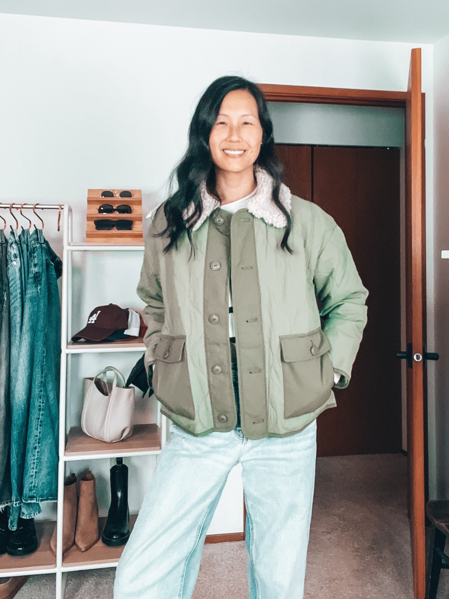 Quilted jacket, I’m wearing small and it’s very oversized, I might want to size down to XS
High rise wide leg jeans, tts, at 5’9” I wear the regular length but they are slightly short for my preference 