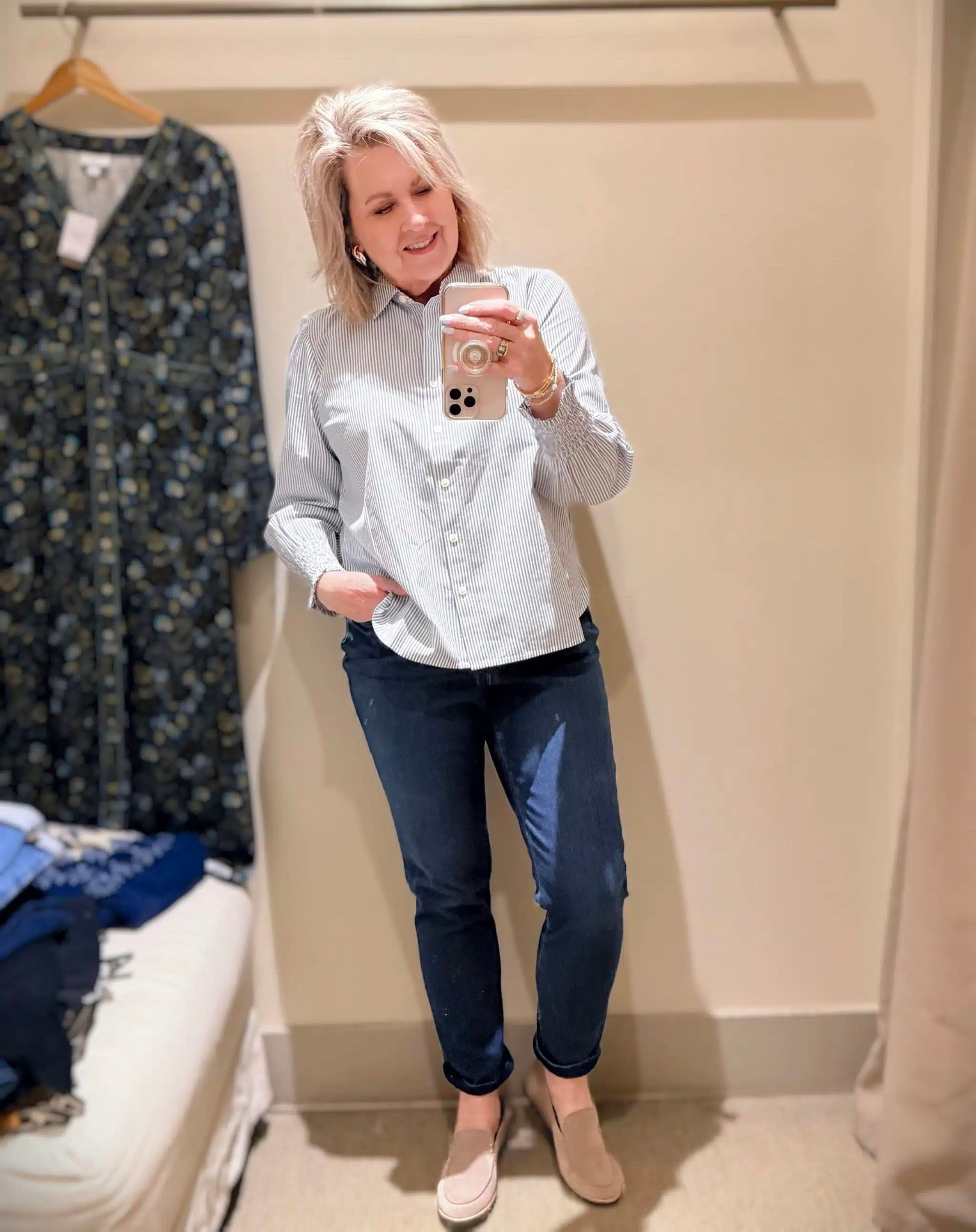 Today I’m sharing some new arrivals for everyday from J. Jill. This outfit is great for a casual date night or day at the office. I’m wearing a medium in the shirt and jeans. 

#LTKHoliday #LTKWorkwear #LTKOver40