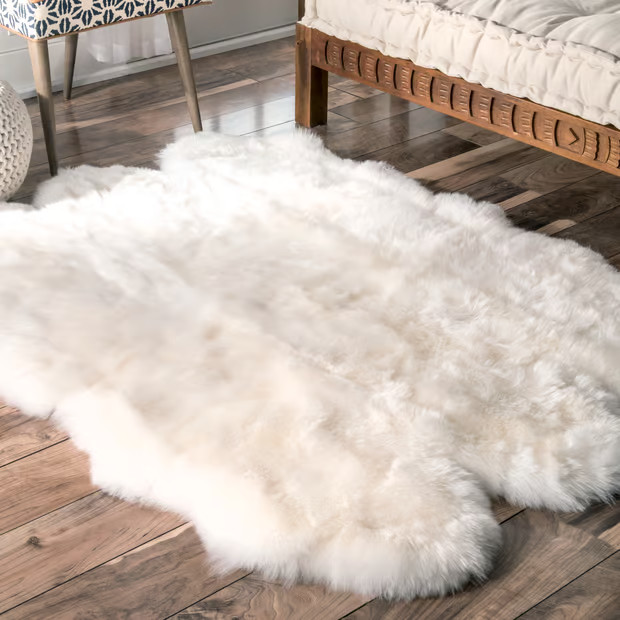 Natural Natural Sexto Pelt Sheepskin 4' x 5' 3" Area Rug | Rugs USA