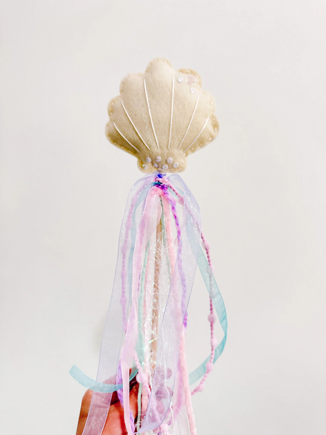 Cream Sea Shell Wand | whimsical kids, magic wand, make believe decor, pretend play, Montessori, ... | Etsy (US)