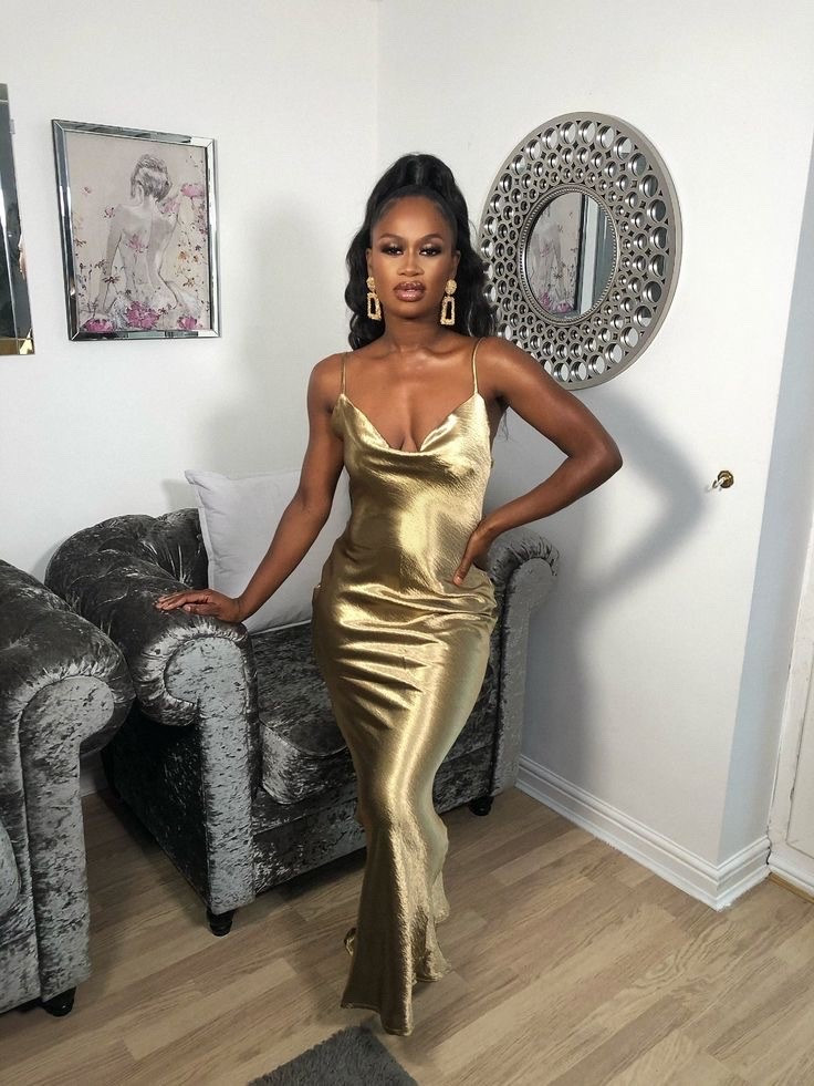 Gold dress

#LTKootd #LTKPetite #LTKBeauty