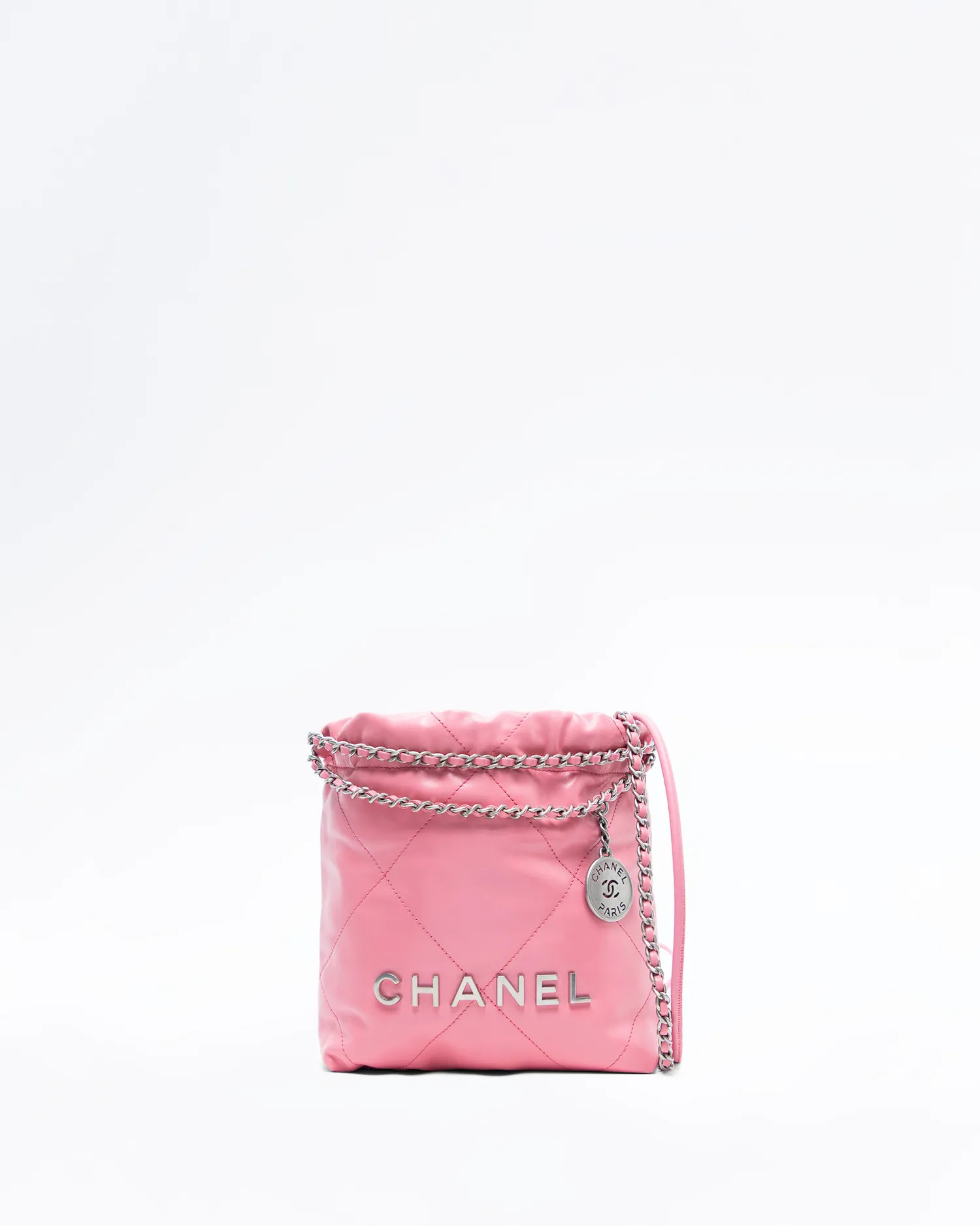 Chanel 22 Mini Handbag | Vivrelle