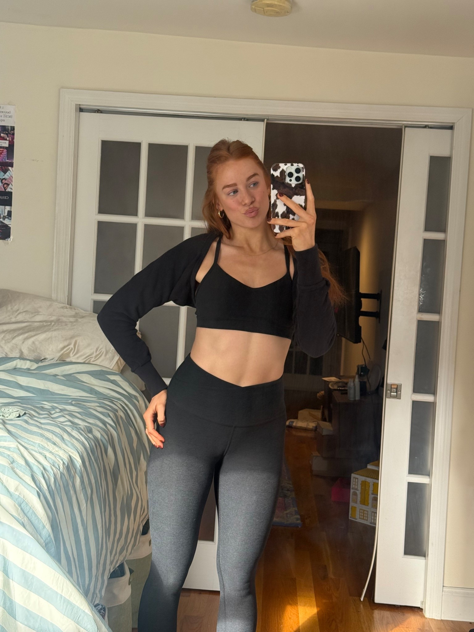 Workout shrug size small 

#LTKGiftGuide #LTKActive #LTKHoliday