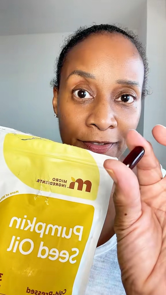 Women 40+ support for thinning hair 💁‍♀️

#LTKselfcare #LTKOver40 #LTKBeauty
