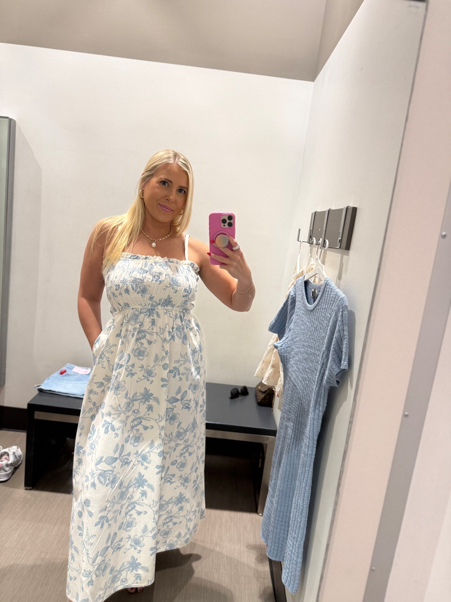 Target floral dress 🤩🤍💐