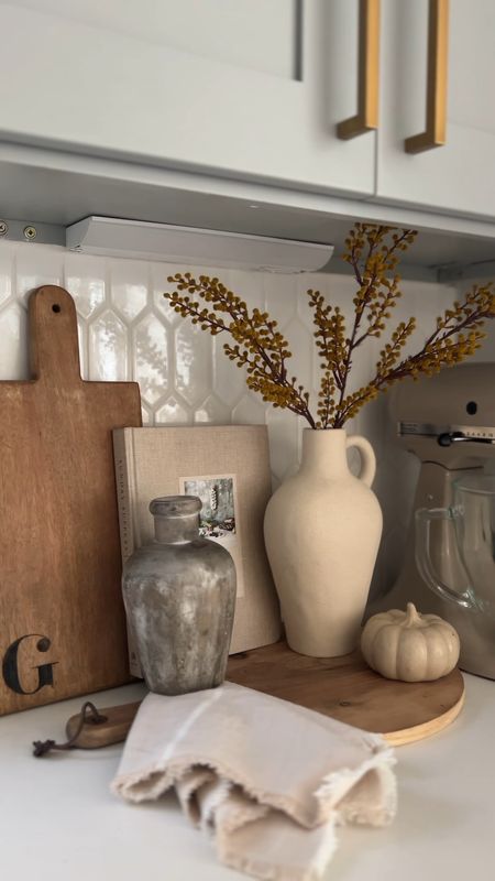 Seasonal styling, fall styling, kitchen styling, wood board, vase, pumpkin, neutral decor, home decor, target, amazon, hobby lobby, pottery barn, stems

#LTKhome #LTKSeasonal #LTKstyletip