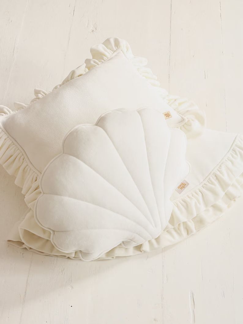 Soft Velvet Shell Pillow “White” | Etsy (US)