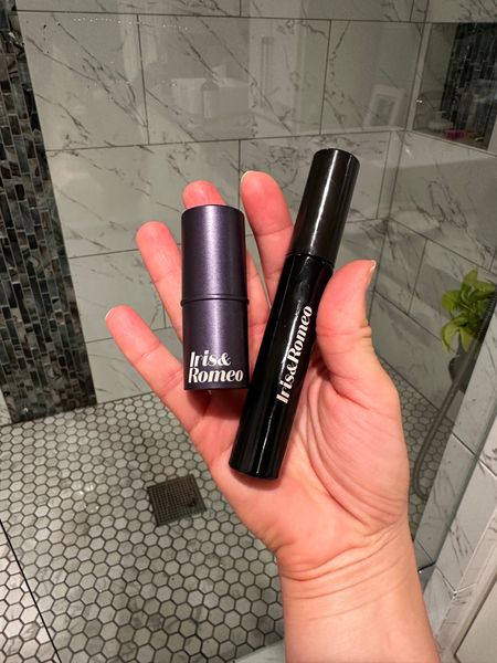 Clean makeup 💄find from Iris & Romeo! This new mascara is lovely and nontoxic ♥️👏