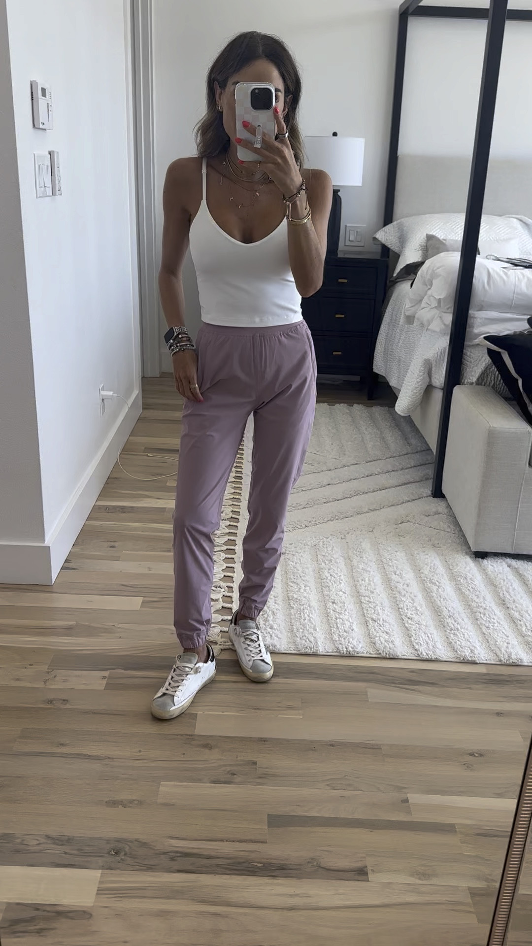 Lululemon pink joggers petite friendly 

#LTKFindsUnder50 #LTKFindsUnder100 #LTKActive