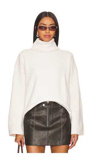 Riley Sweater in Oatmeal | Revolve Clothing (Global)