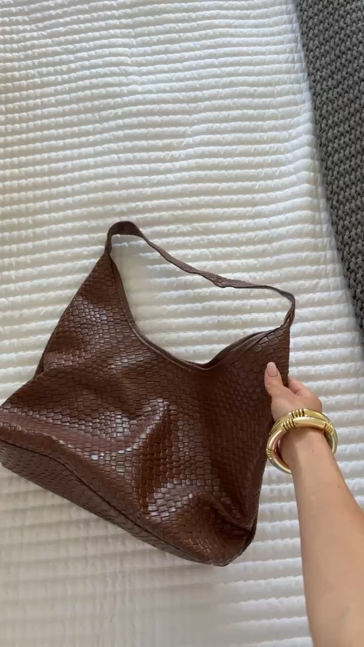 An item everyone needs 🤎✨

@bestoftarget #bestoftarget

#LTKuk #LTKgiftguide #LTKdatenight
