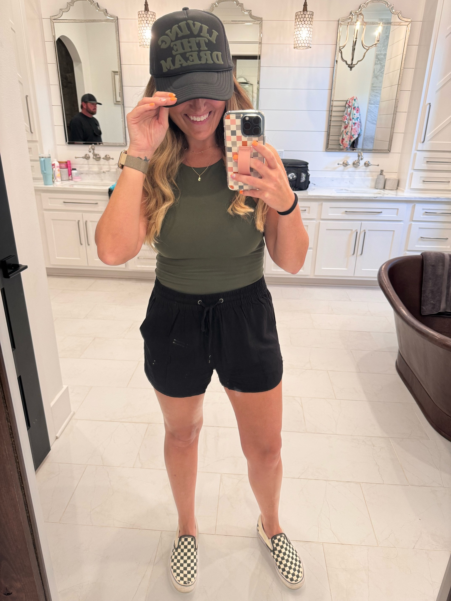 •L-I-V-I-N 🖤💭•

Shorts are from last summer: Shop Impressions 🫶🏼


#LTKStyleTip #LTKBeauty #LTKFindsUnder50