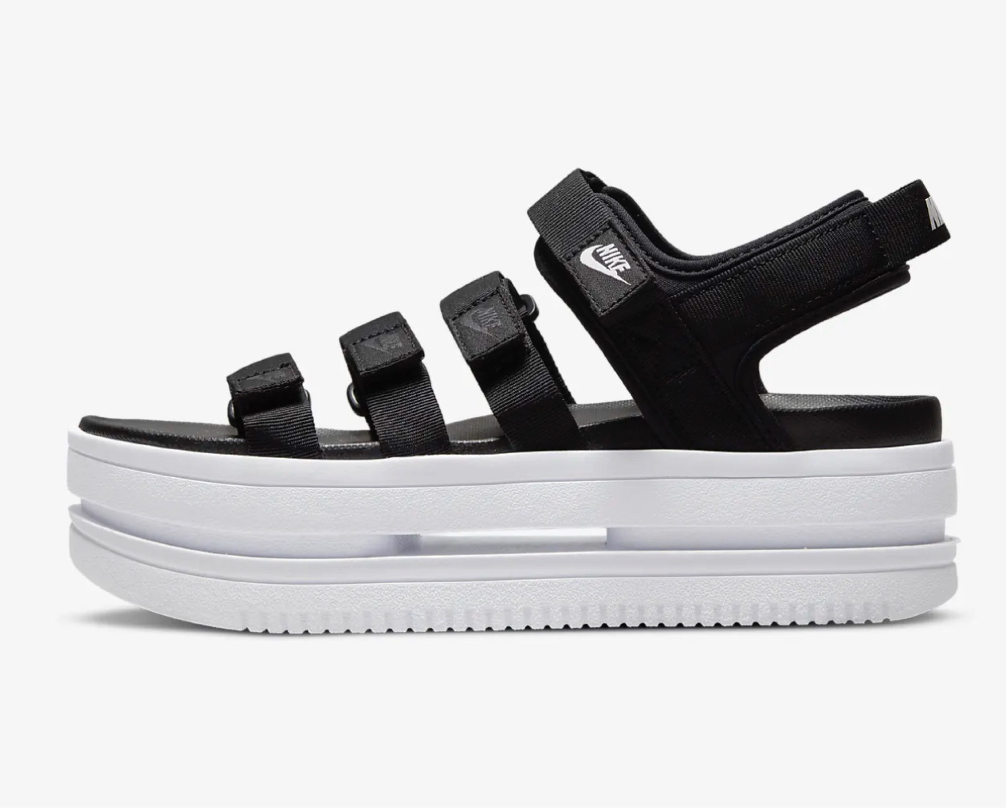 Stylist platform sandals


#LTKFind #LTKSeasonal #LTKshoecrush