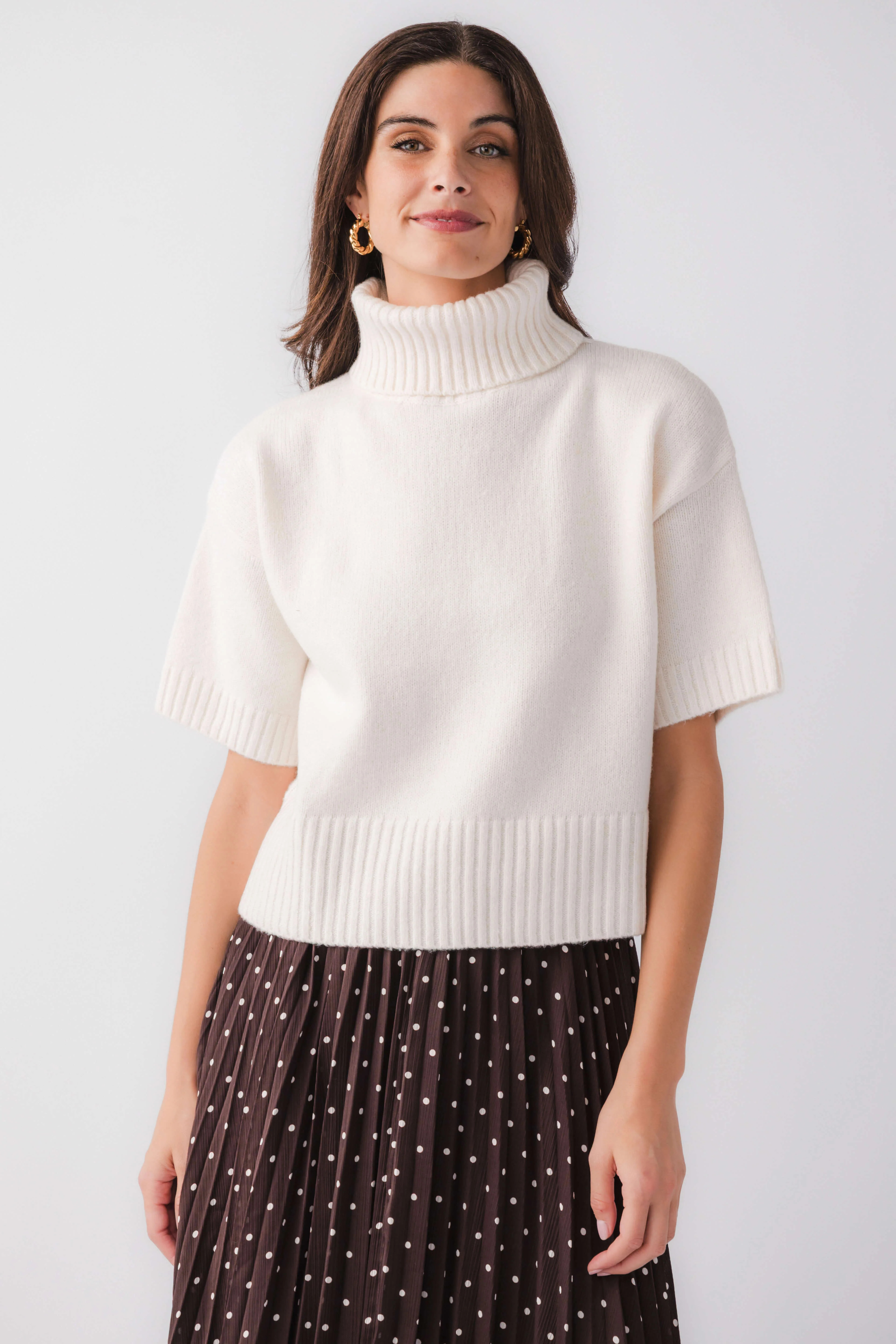 Wishlist S/S Turtleneck Sweater | Social Threads