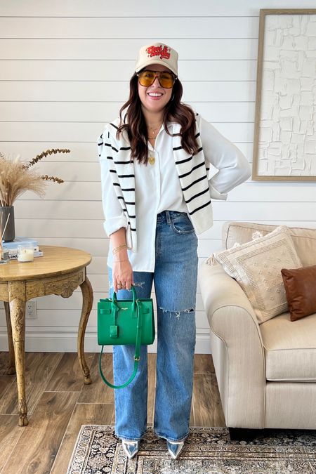 Wearing your clothes versus styling them!
Love this look for fall
Striped sweater | fall outfit | trending 

#LTKunder100 #LTKstyletip #LTKSeasonal
