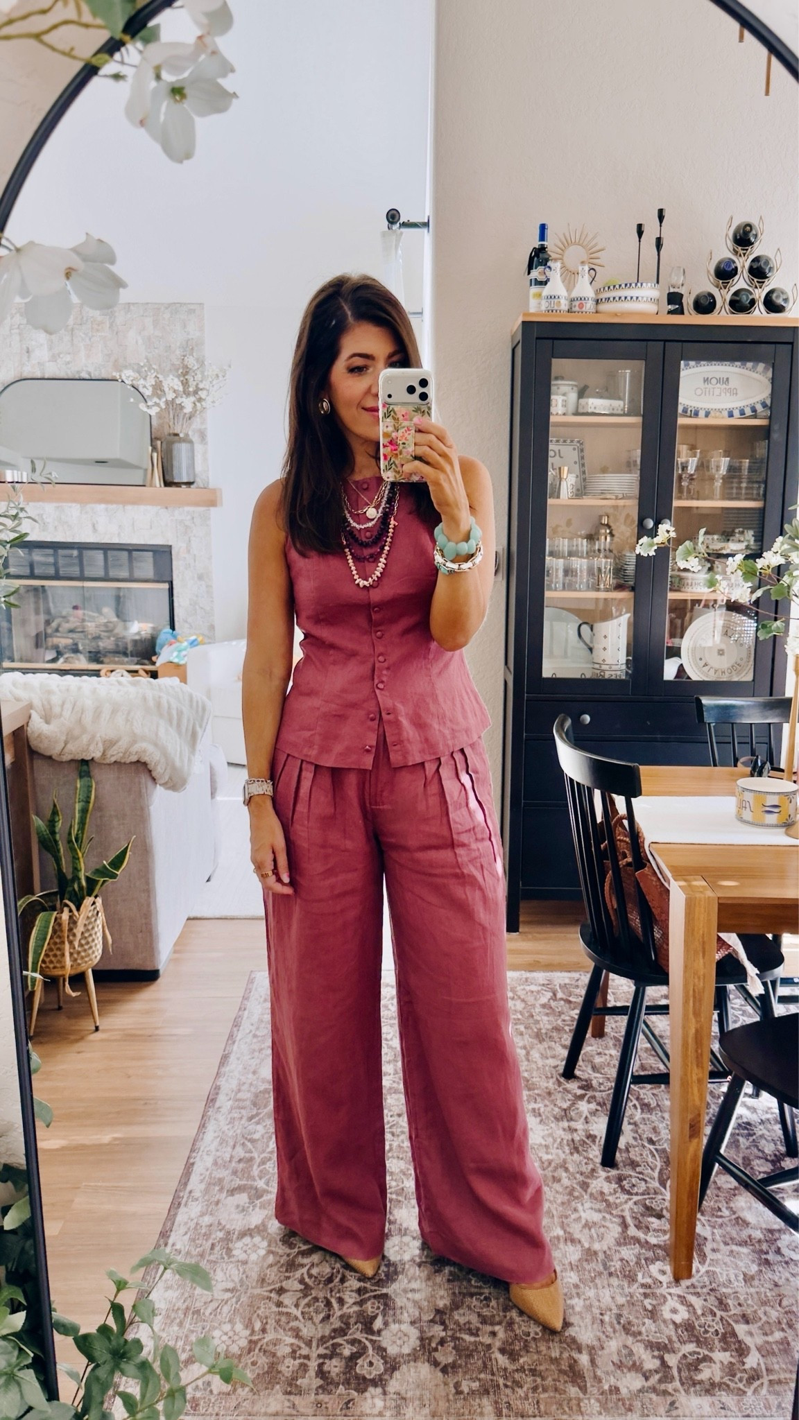 What I wore to the office
In a medium vest and 29 long wide leg trouser pants

#LTKSaleAlert #LTKMidsize #LTKxAbercrombie