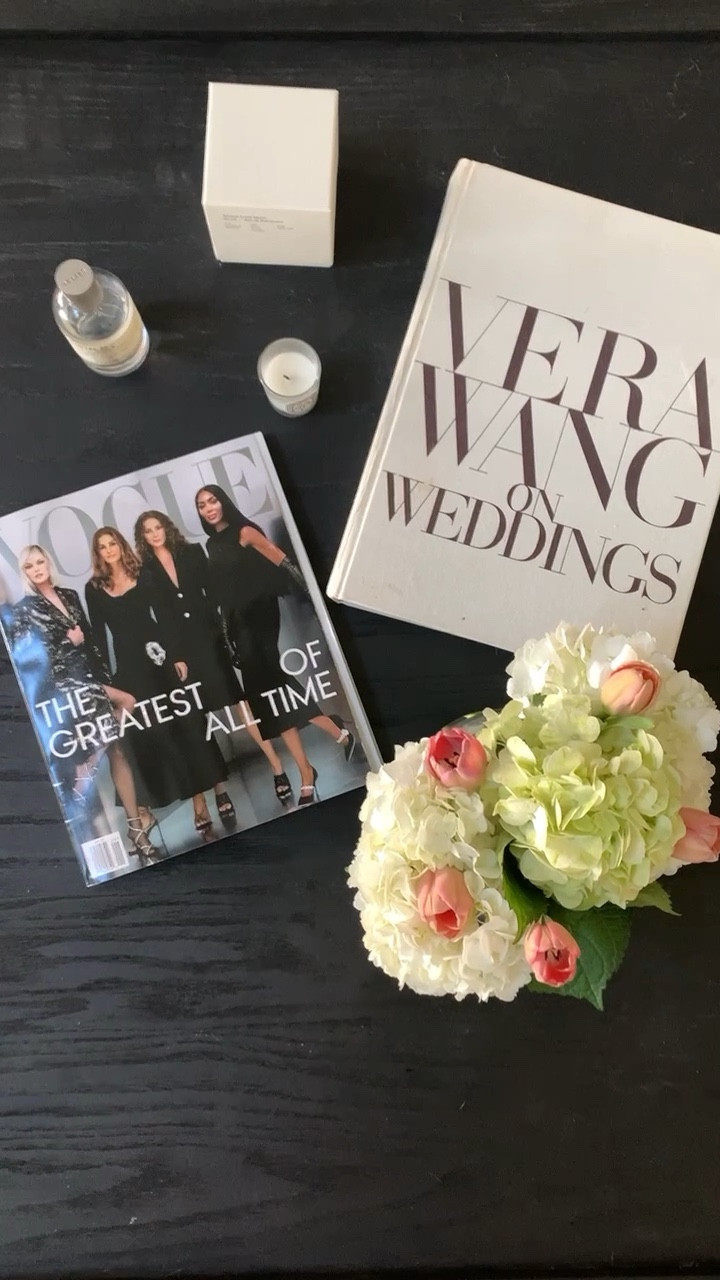 I love a good coffee table spread 😉

#LTKGiftGuide #LTKhome #LTKstyletip