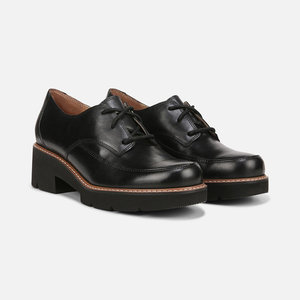 Darry Lace Oxford | Naturalizer
