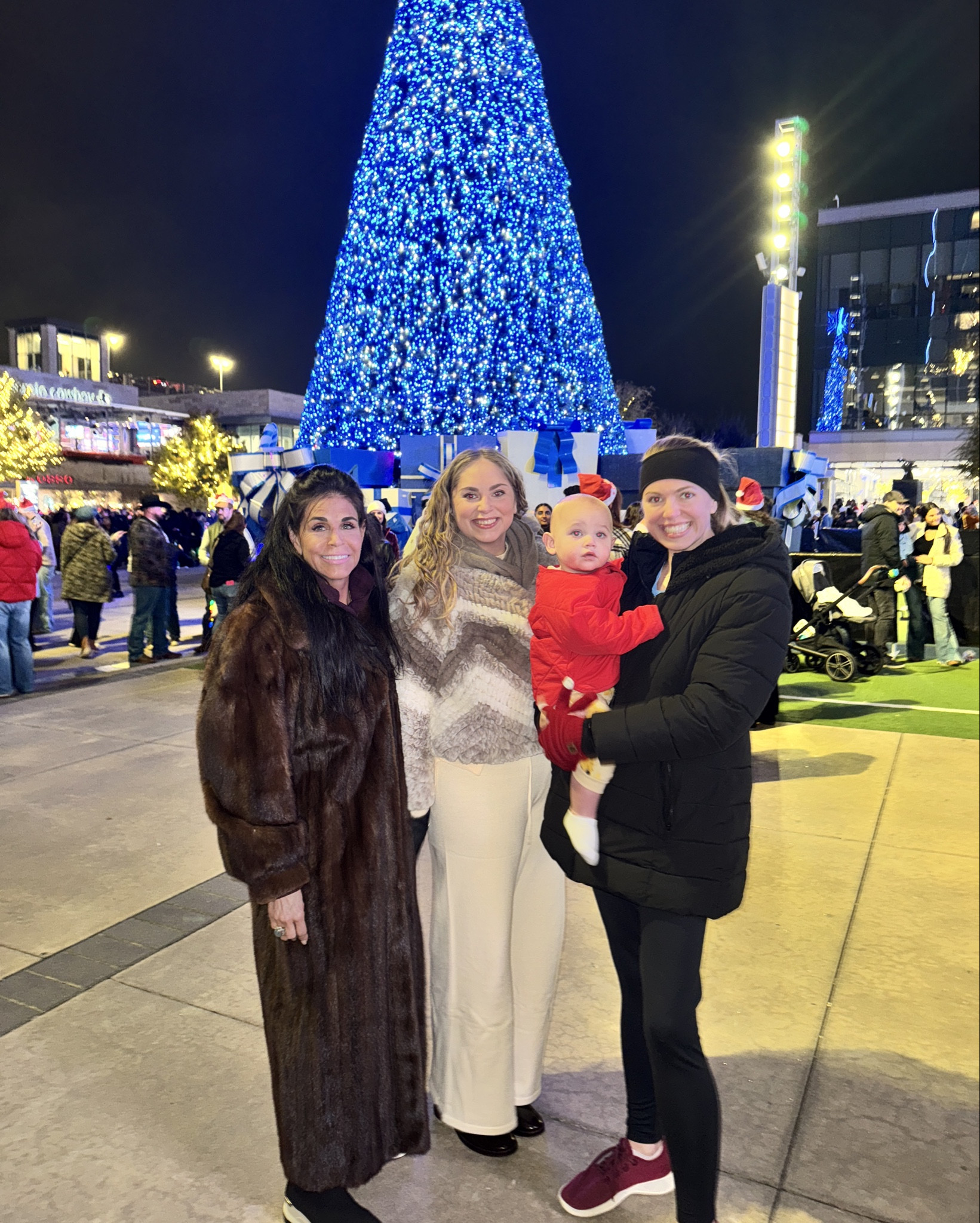 jacket is more than 50% off and fleece lined leggings are 40% off!

#LTKActive #LTKSaleAlert