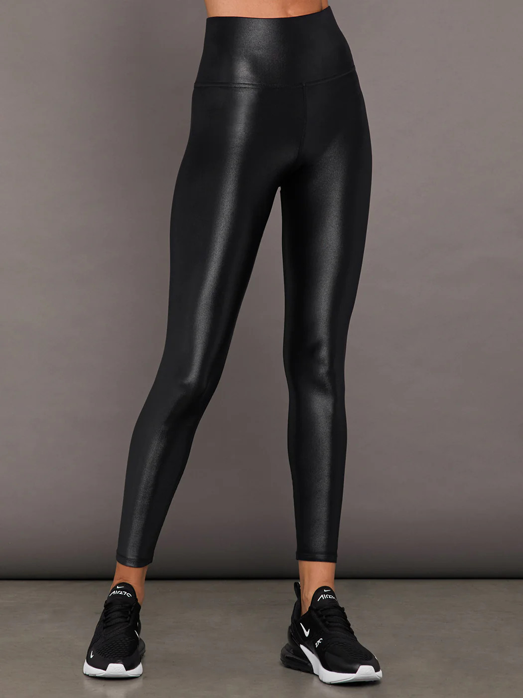 High Rise Full-Length Legging in Takara Shine - Black | Carbon38