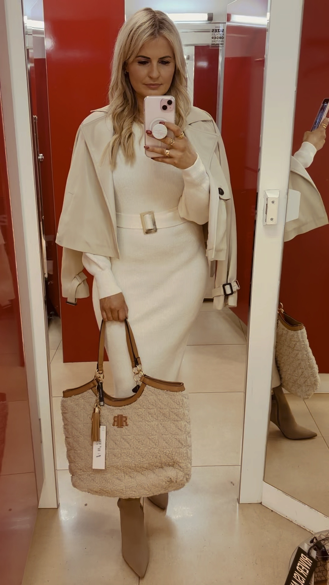 CAPSULE WARDROBE STYLING ‼️ All the pieces I have on today can be reworn and restyled in so many different ways A knitted cream midi dress , leather style jacket , sock ankle boots and a Borg shoulder bag… I styled all today from the high street in River Island ..The bag is on sale and was sold out but I see it’s back in stock again … I love neutral monochromatic styling so naturally I love this outfit ❤️



•cream •how to style • mum style • day out • dinner date • capsule wardrobe • knitted dress • midi dress • leather jacket • cropped jacket • ankle boots • sock boots • bags • trending style • on sale • how I styled it • styling tips • street wear • airport style • airport outfit • basics 




#howtowear #styling #mystyle #fashiontips #seasonal #capsulewardrobe #highstreetfashion #mums #over40 #over30 #over50 #neutrals #basics

#LTKover40 #LTKstyletip #LTKeurope