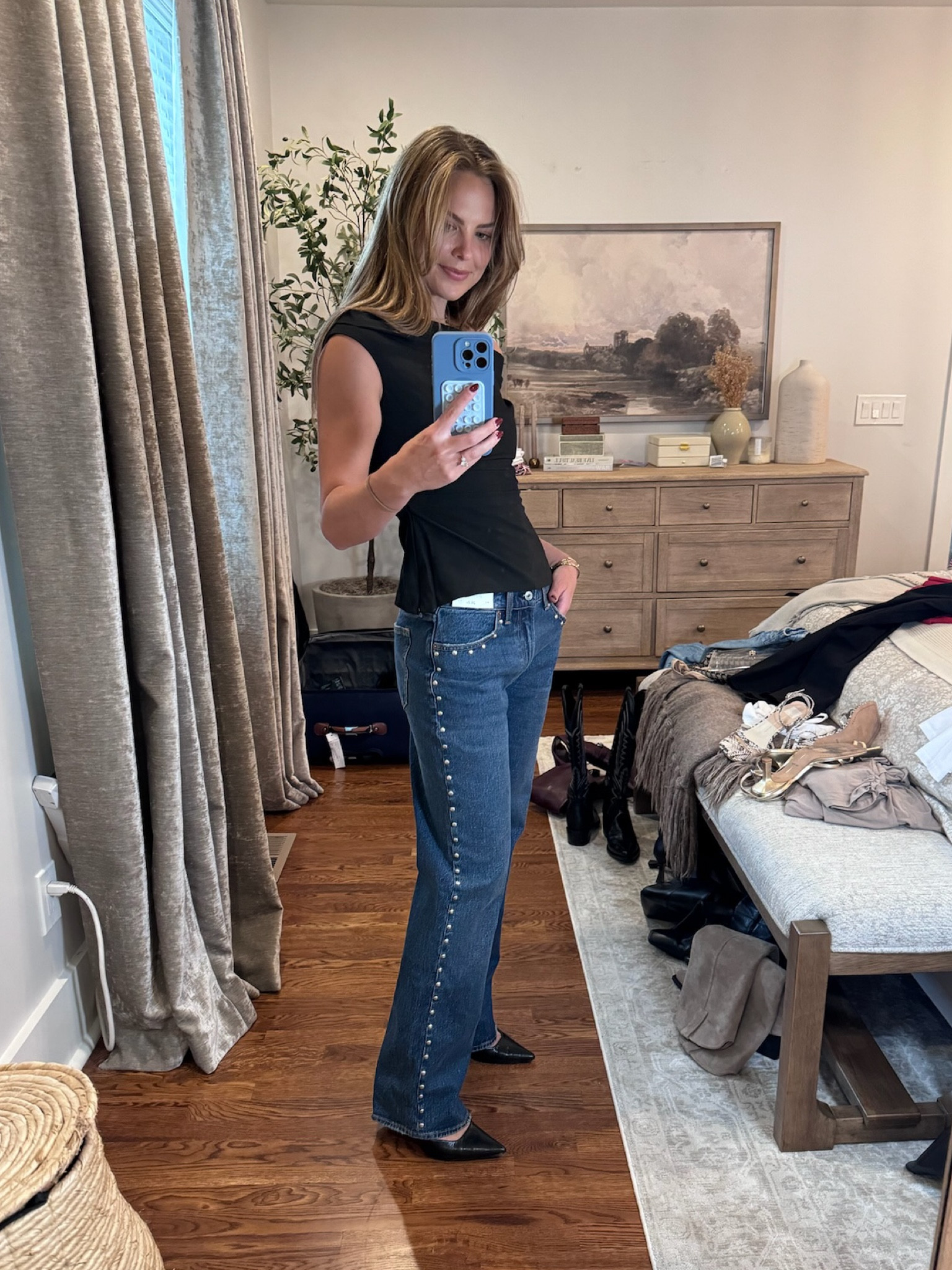 These studded jeans look designer! I love them so much 🖤 #AbercrombiePartner @Abercrombie CODE: AFLTK 

Black top is under $30 and I’m wearing an XS! Jeans are under $90 and I’m wearing a 26 regular. (I also linked the curve-love version!) 

#LTKStyleTip #LTKFallSale #LTKSaleAlert