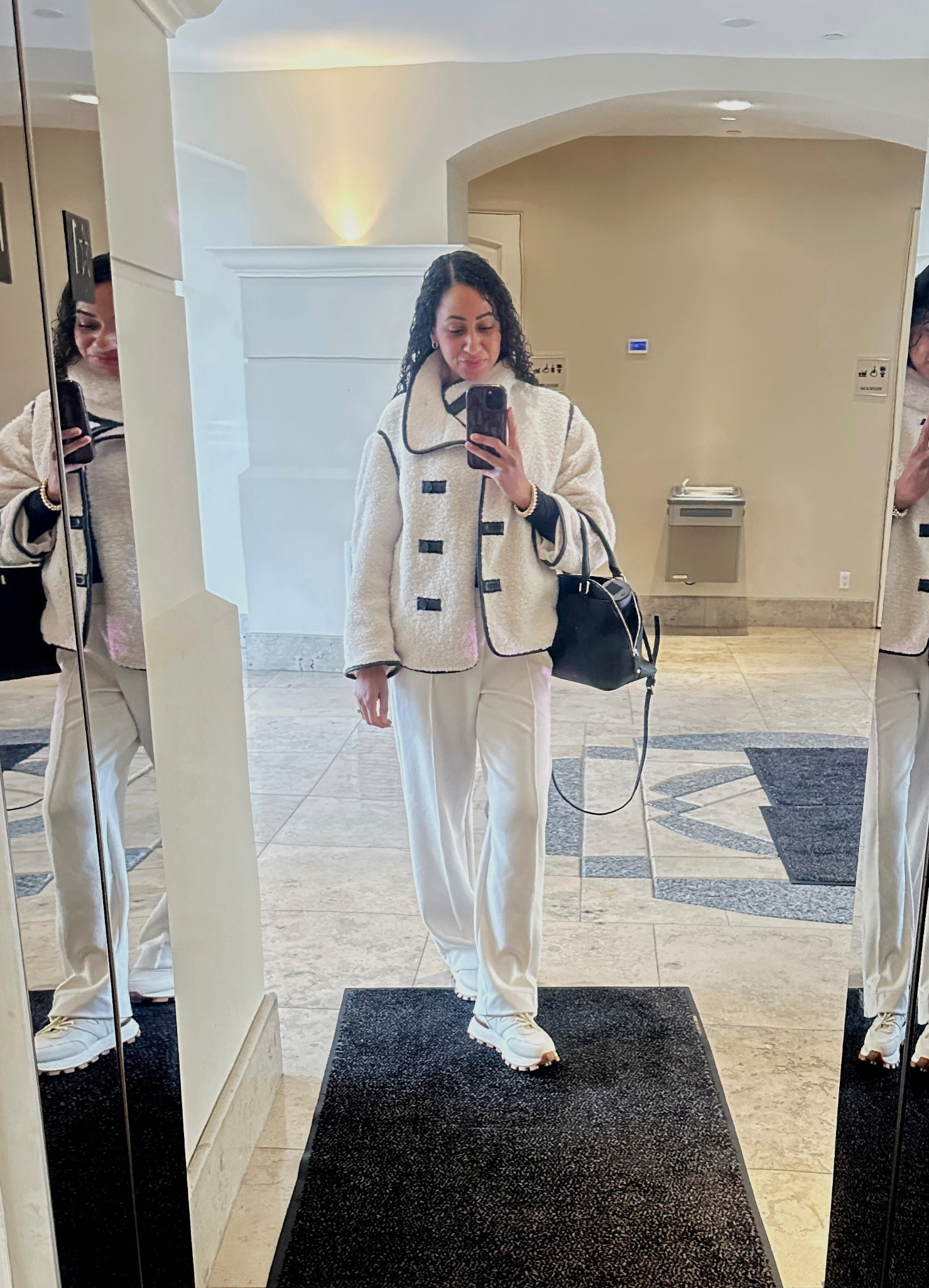 Morning chiropractor appointment. I will be shedding these layers this afternoon with a high in the 70’s ☀️ 🙌🏽🙌🏽🙌🏽

#LTKFindsUnder50 #LTKStyleTip #LTKShoeCrush