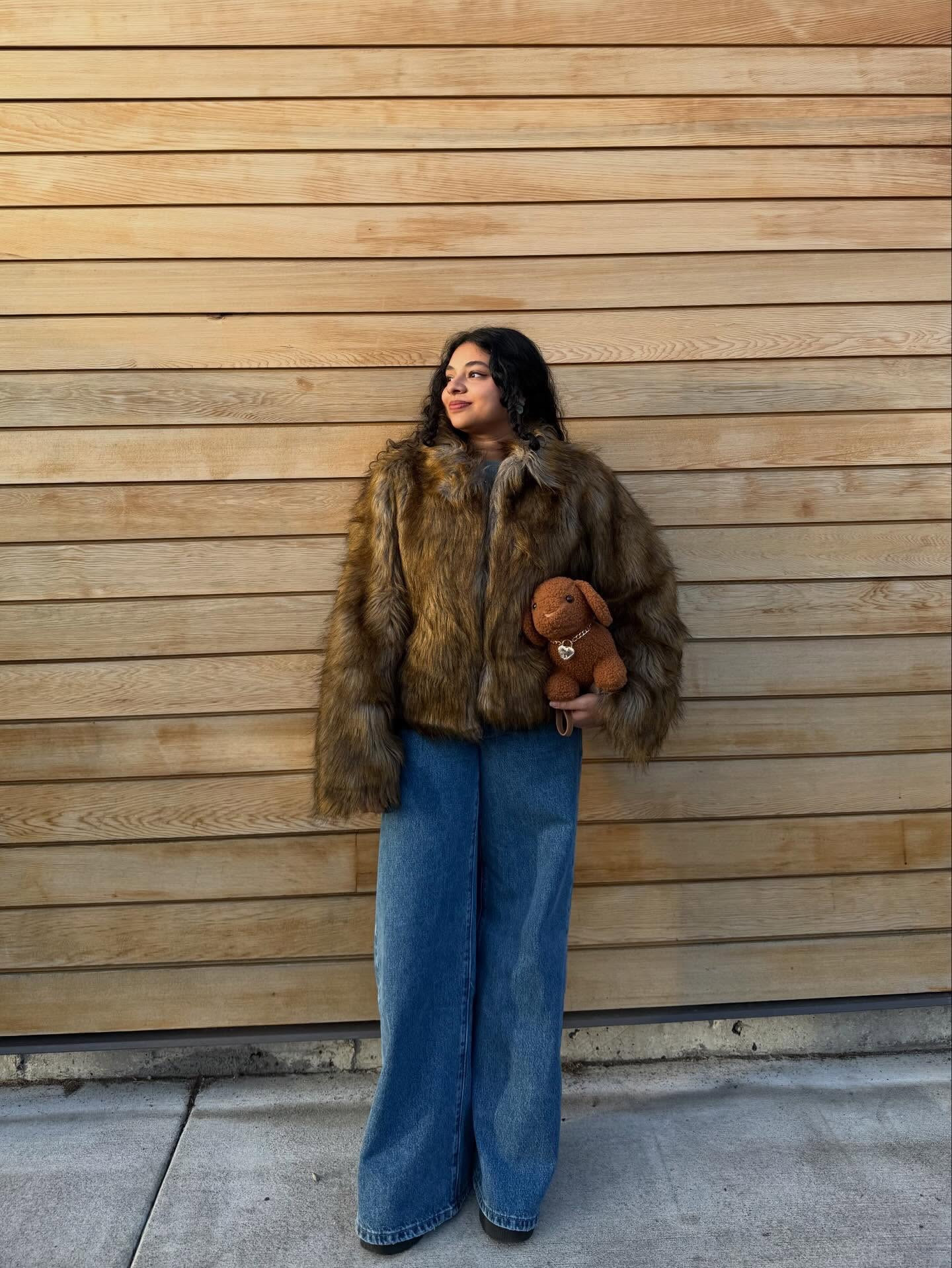 Took my fur babies out, because they don’t stay cute indoors🌨️💙

Fur baby 1: jacket from @asos 
Fur baby 2: woofy bag from @aldo_shoes 

#ootd #winterwear #seattlefashion #gasworkspark #fremontstroll