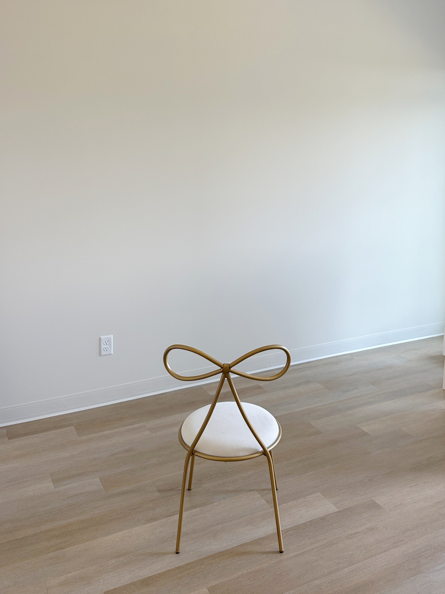 Linking a similar bow chair from Amazon 🎀 My chair is old from PB teen but we found an almost identical option! 