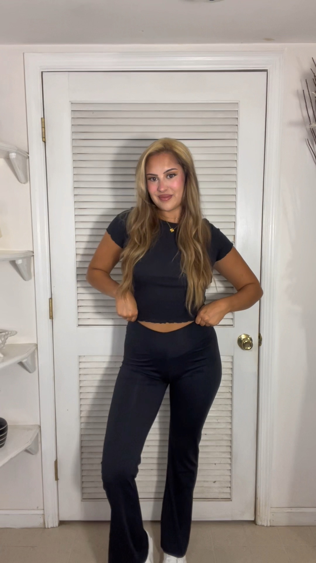 Flare pants under $20
Black flare pants
Amazon fashion finds 

Follow my shop @elizabeth.alejandra on the @shop.LTK app to shop this post and get my exclusive app-only content!

#liketkit 
@shop.ltk
https://liketk.it/4Oizj