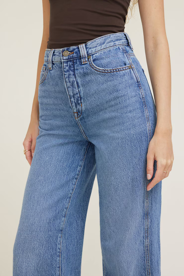 Lennon Ultra High Rise Wide Leg Column Jeans | Dynamite Clothing