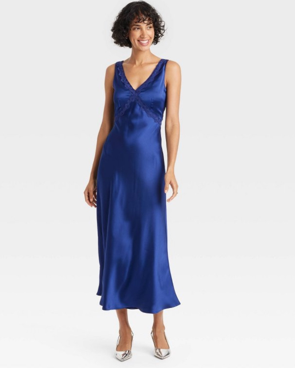 3 Midi Dresses for $30 or less @ Target ➡️⛓️‍💥♥️

#LTKStyleTip #LTKWorkwear #LTKFindsUnder50