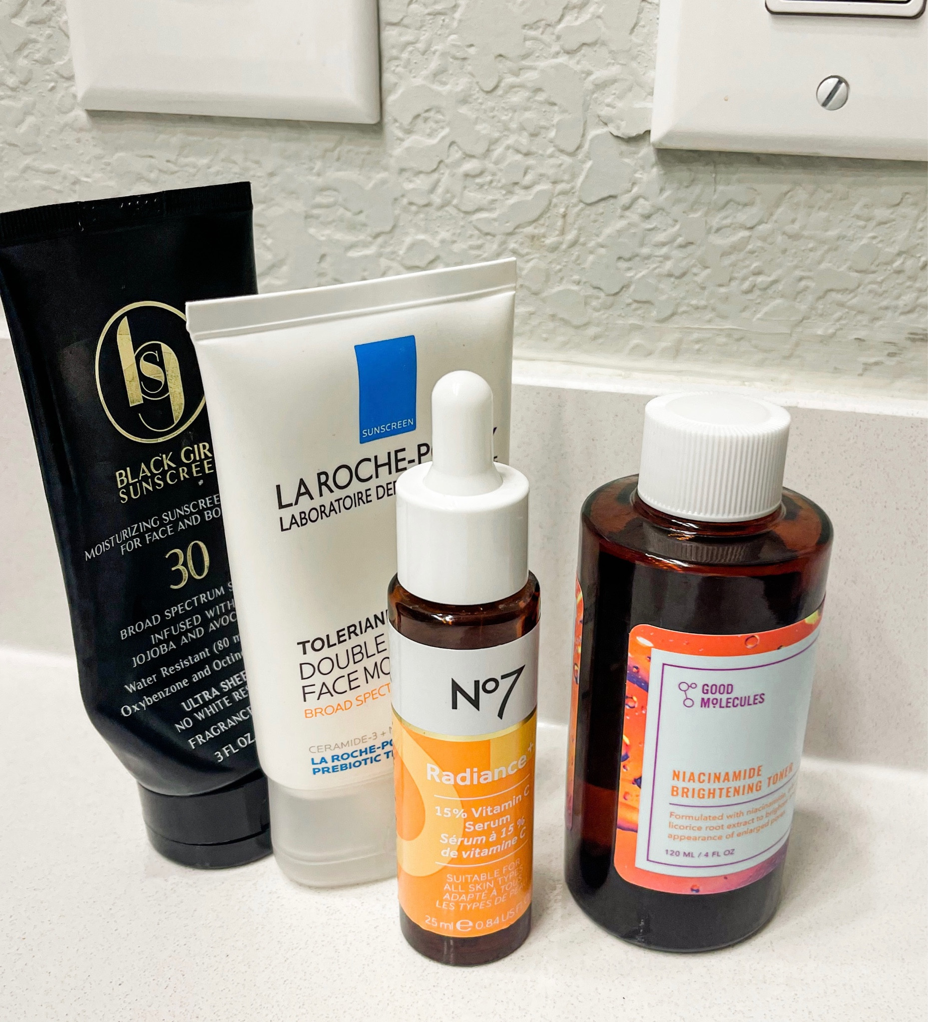 Skincare products, skincare, skincare must haves, toner, serum, moisturizer, sunscreen, everyday skincare, glowy skin, healthy skincare products,

#LTKunder50 #LTKFind #LTKbeauty