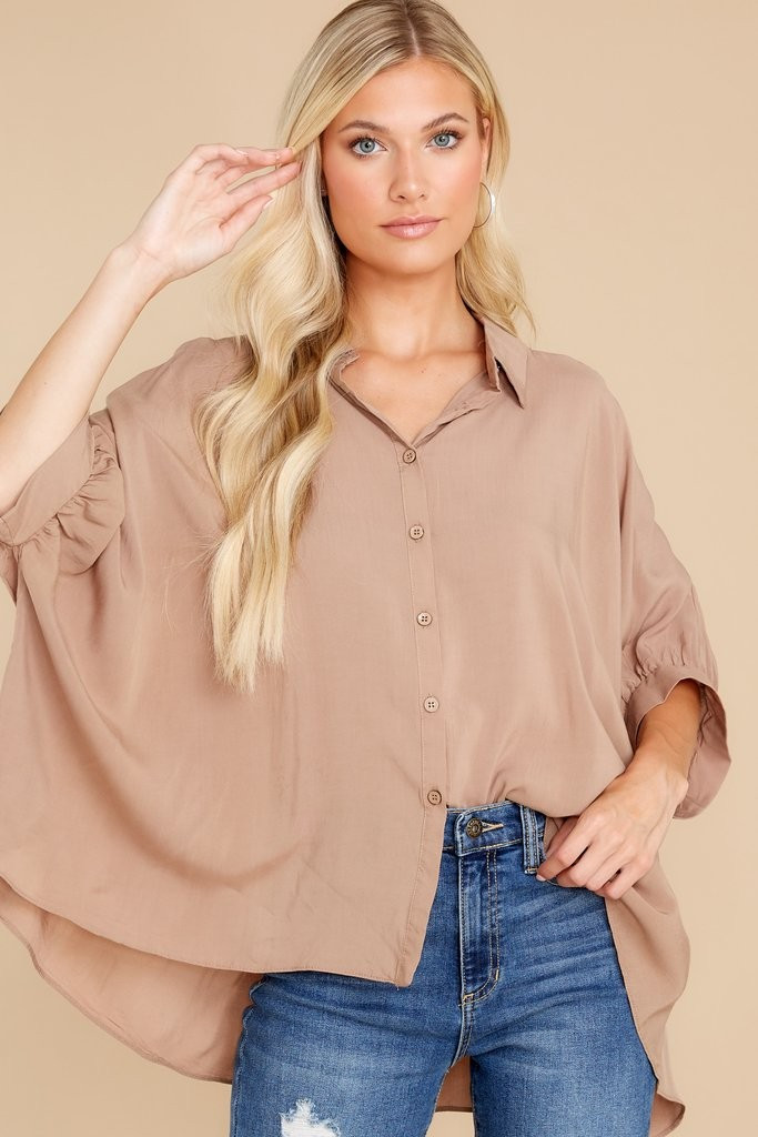Casual Goddess Taupe Top | Red Dress 