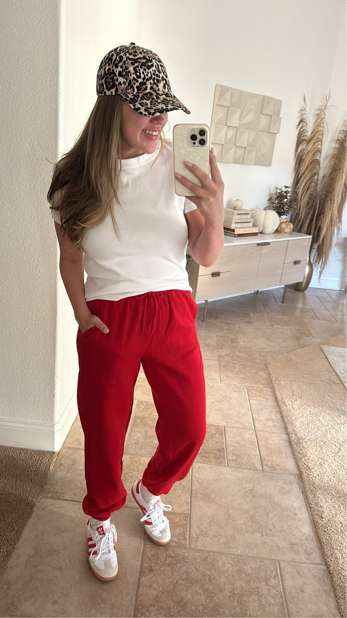 todays drop off fit. size medium in pants and large in the tee  