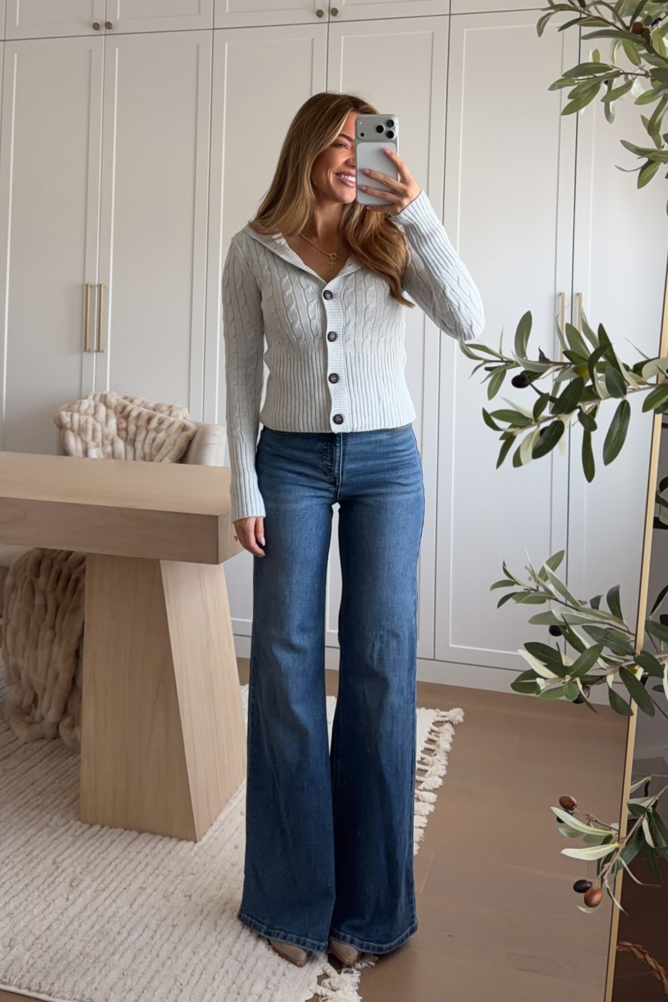 top/cardigan: xs // jeans: 0 — okay walmart!!! quality + incredible prices. can’t beat it.