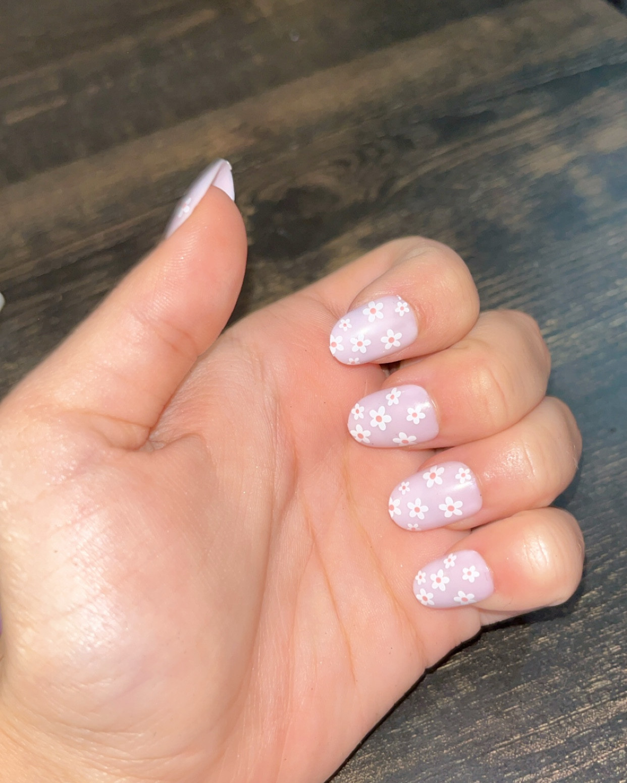 How cute is this set?? 🌺💌✨

#ltknails #nails #kissnails 